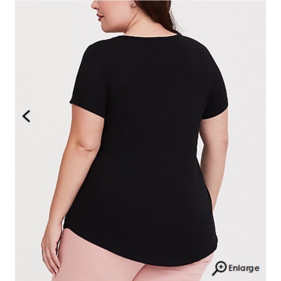 NWT Torrid 2X Friday Fav T-shirt - Picture 2 of 5